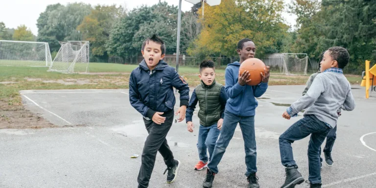 5 Benefits for kids who Play Basketball